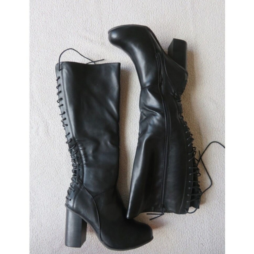 torrid lace up black heeled tall boots size 9.5 wide